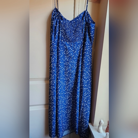 Blue Floral Midi Dress - Picture 3 of 5
